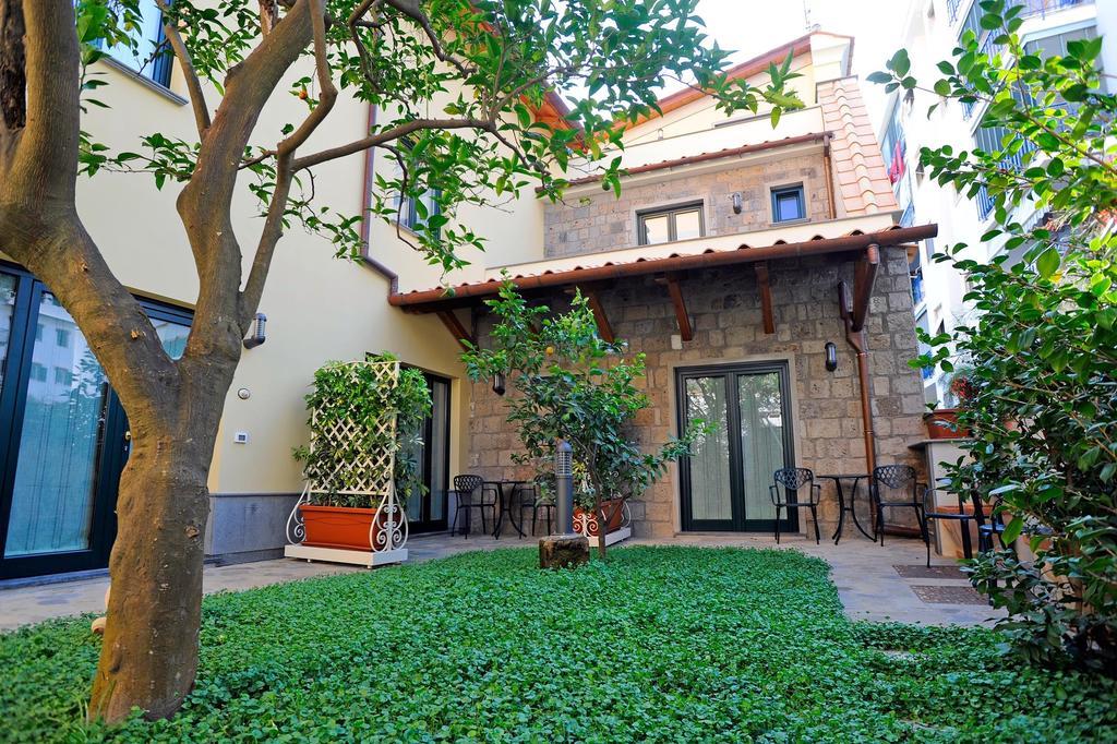 Relais Villa Angiolina Sorrento Exteriör bild