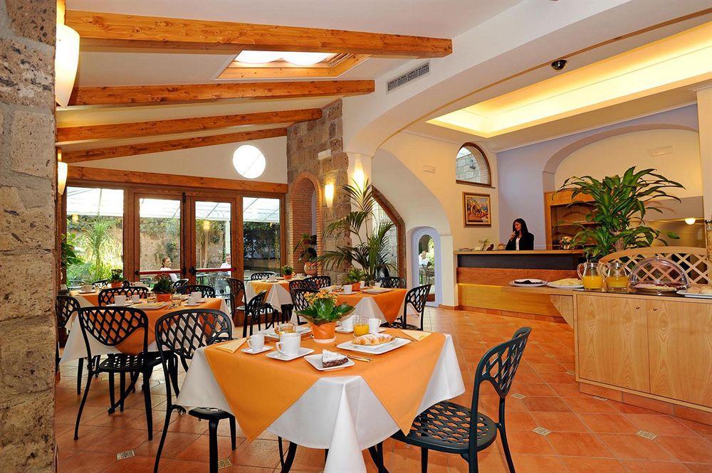 Relais Villa Angiolina Sorrento Exteriör bild