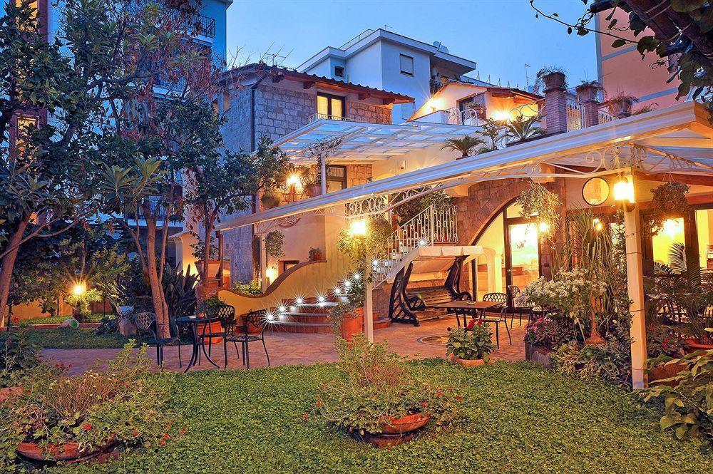 Relais Villa Angiolina Sorrento Exteriör bild