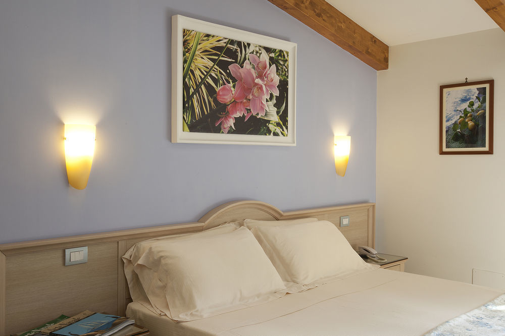 Relais Villa Angiolina Sorrento Exteriör bild
